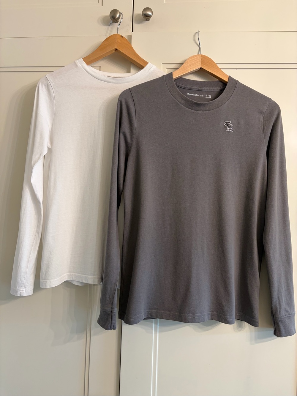 2/$25 Abercrombie/H&M  Long sleeve shirts Bundle, EUC, Boy Girl 14-15Yr